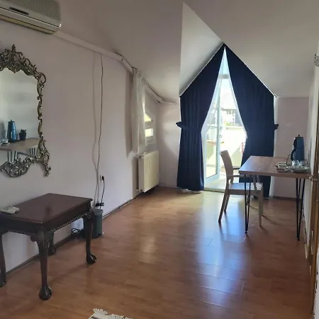 2 Minutes To Sea And Strip Private With Bathroom And Balcony *