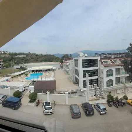 홈스테이 2 Minutes To Sea And Strip Private With Bathroom And Balcony *